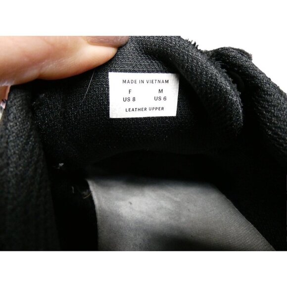 O by Everlane The Leather Trainer, Black,  Womens size‎ 8  Mens Size 6 - Picture 6 of 8